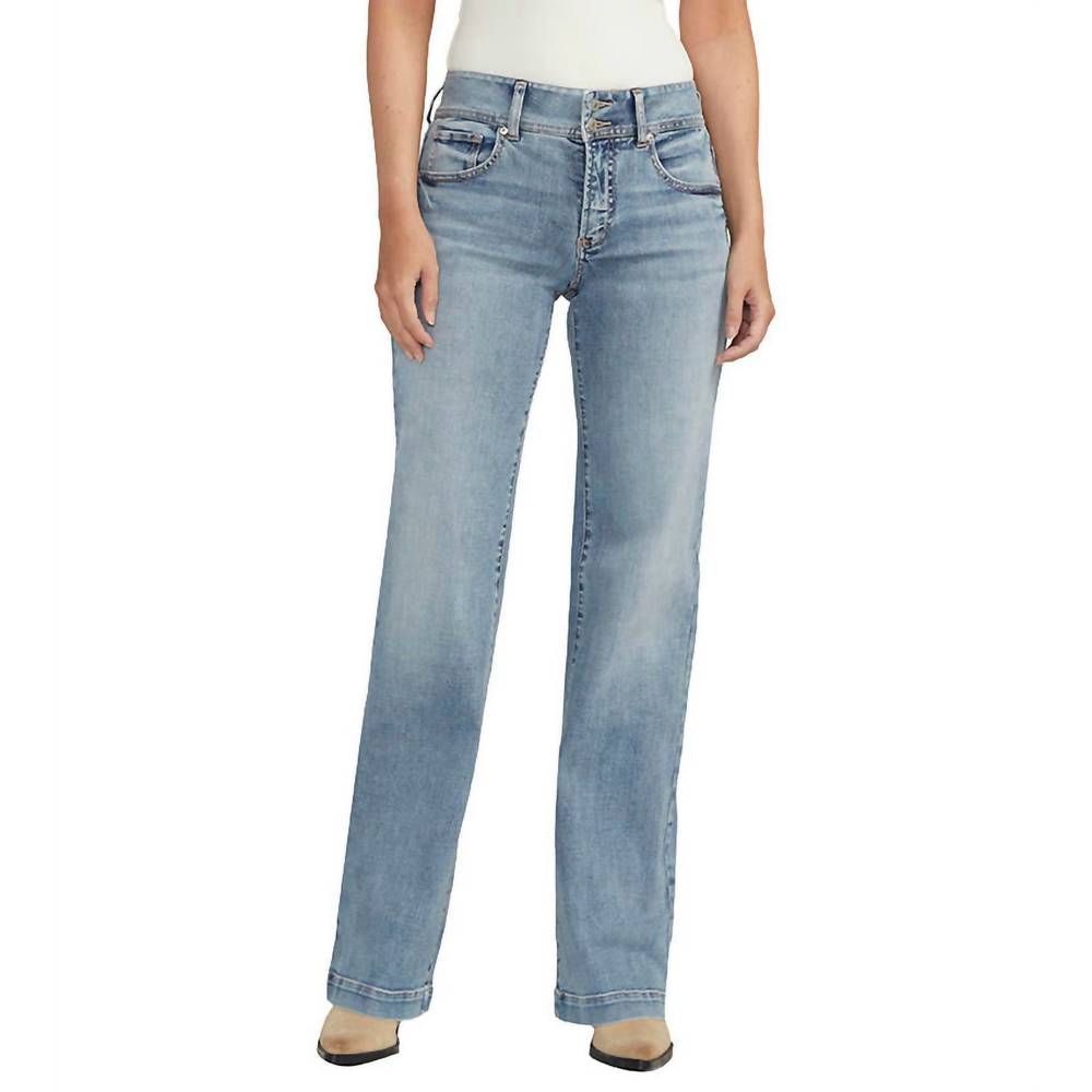 NEW SILVER JEANS CO mid rise curvy fit suki trouser in light indigo wash